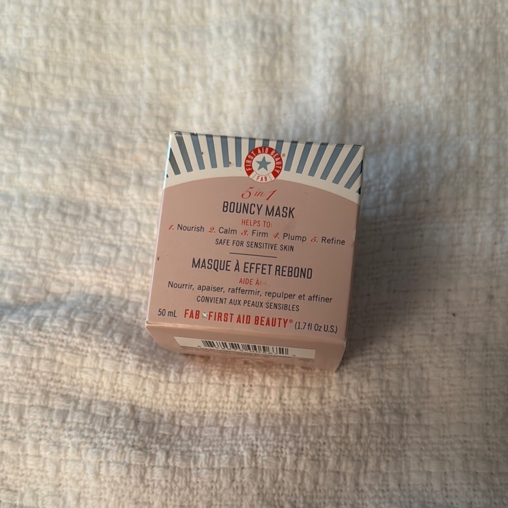 First Aid Beauty Bouncy Mask - Cream